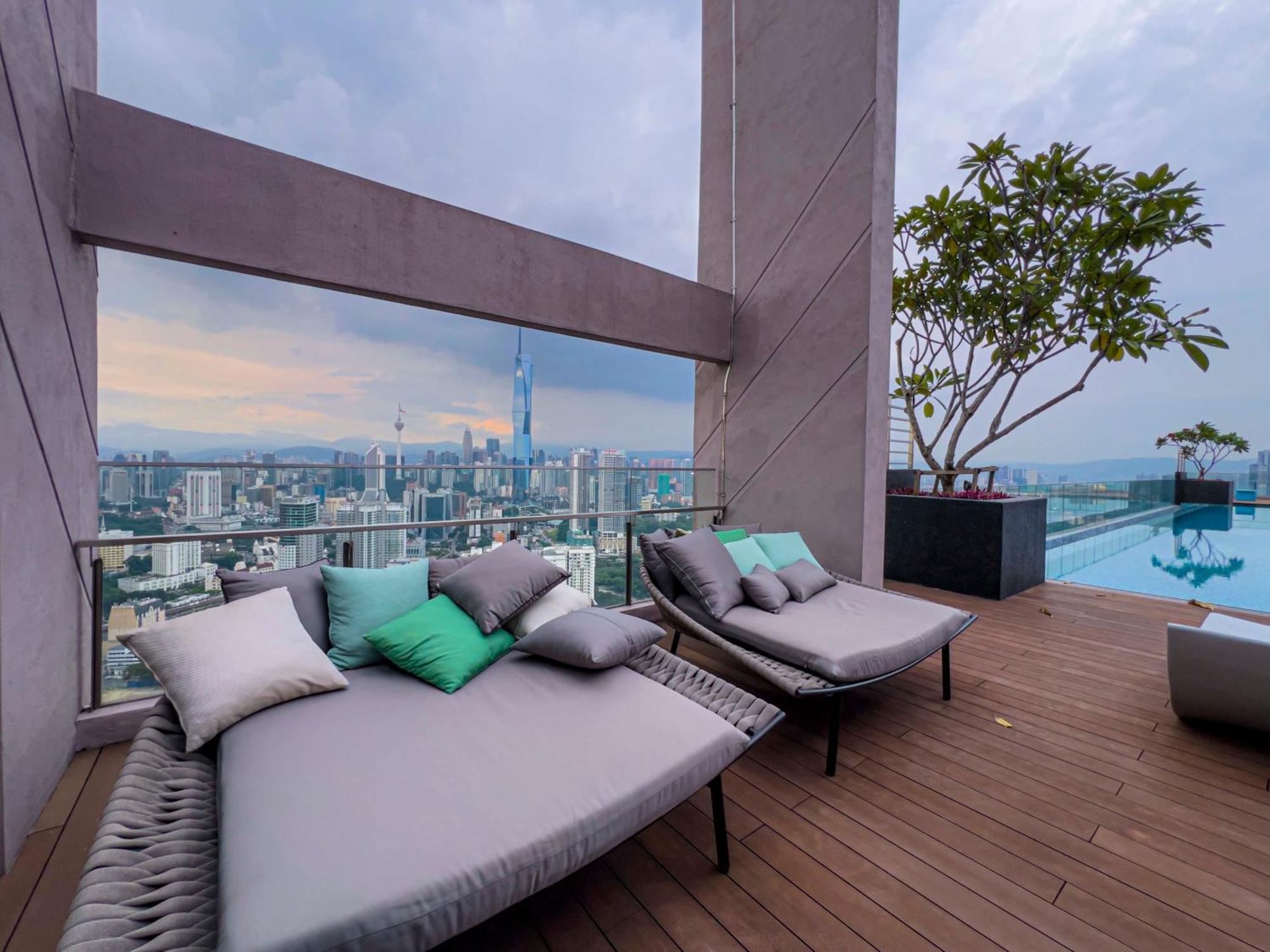 Sky Pool Suites Kl Sentral - Riveria City Kuala Lumpur Bagian luar foto