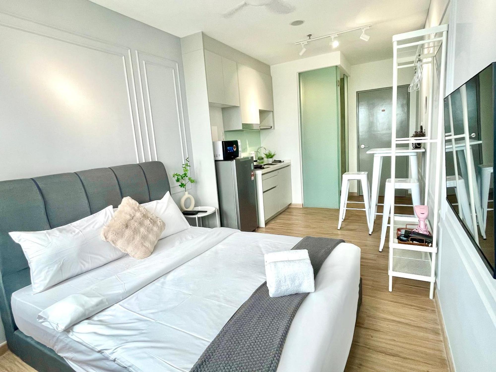 Sky Pool Suites Kl Sentral - Riveria City Kuala Lumpur Bagian luar foto